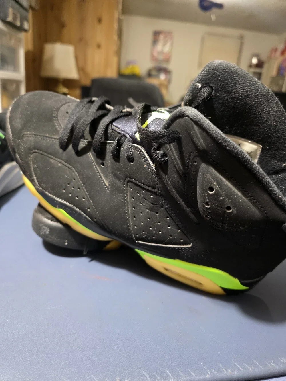 Jordan 6 Retro 